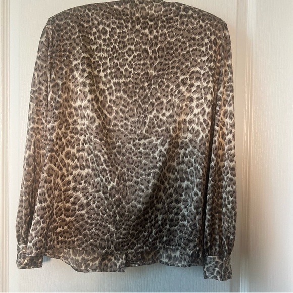 VINTAGE, Carlisle 100% Silk leopard print blouse, size 8 - Picture 5 of 7